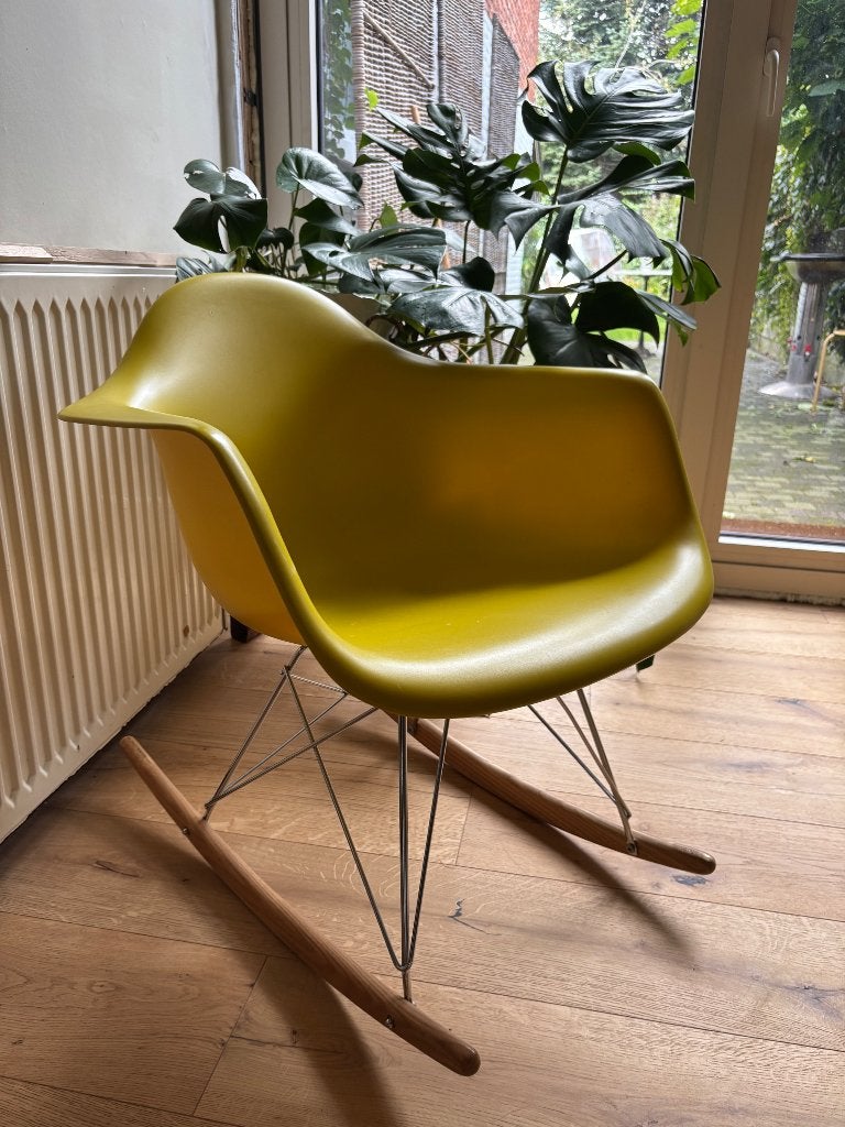 Gele schommelstoel, Ophalen, Overige materialen, Overige kleuren, Design