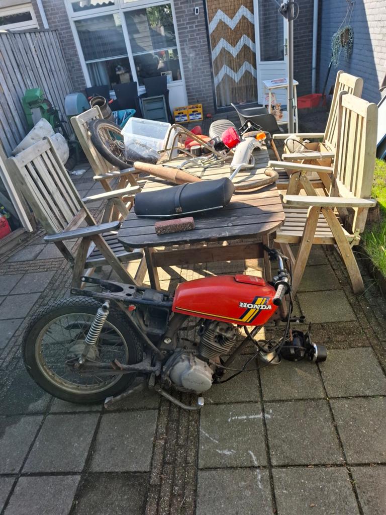Honda cb 125 j project, delen oldtimer