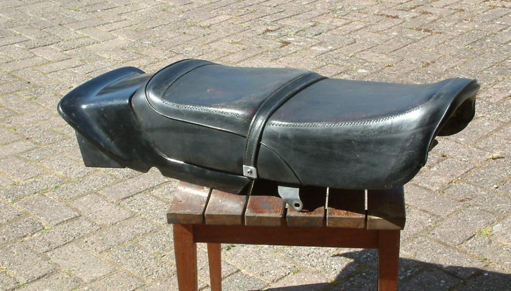 zadel honda bol dor 750-900 met achterstuk, Motoren, Ophalen of Verzenden, Gebruikt