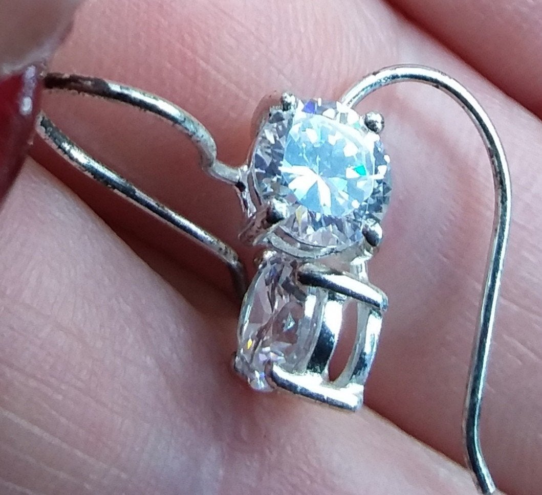 Superbes boucles d'oreilles anciennes., Envoi