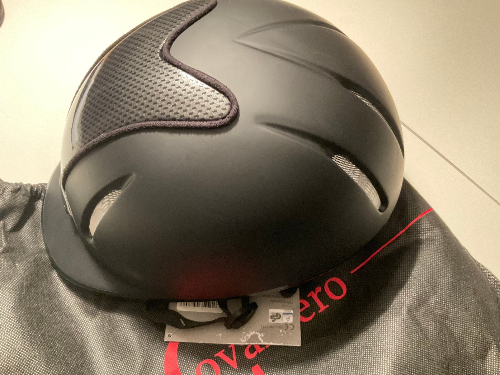 Casque d'équitation Covalliero Carbonic, Neuf, L, Enlèvement ou Envoi, Polyvalence
