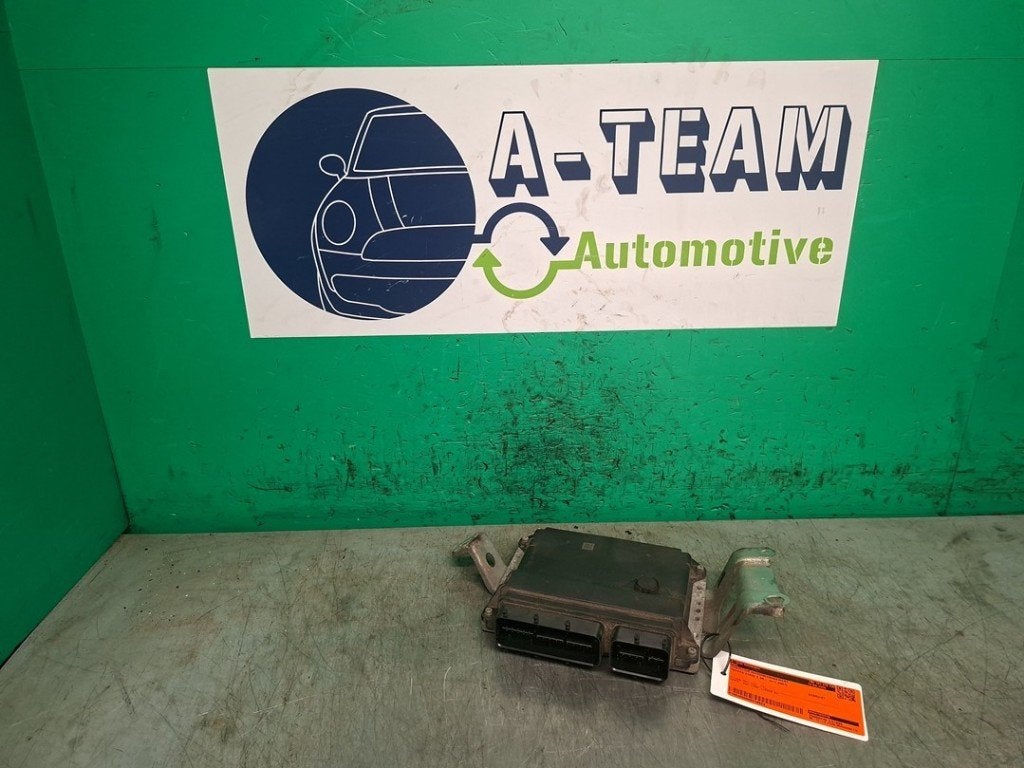 CALCULATEUR MOTEUR ECU Toyota Yaris II (P9) (|8966152F30|), Kundenbetreuung@toyota.de, Toyota, Utilisé, Toyota-Allee 2
50858  Köln, DE