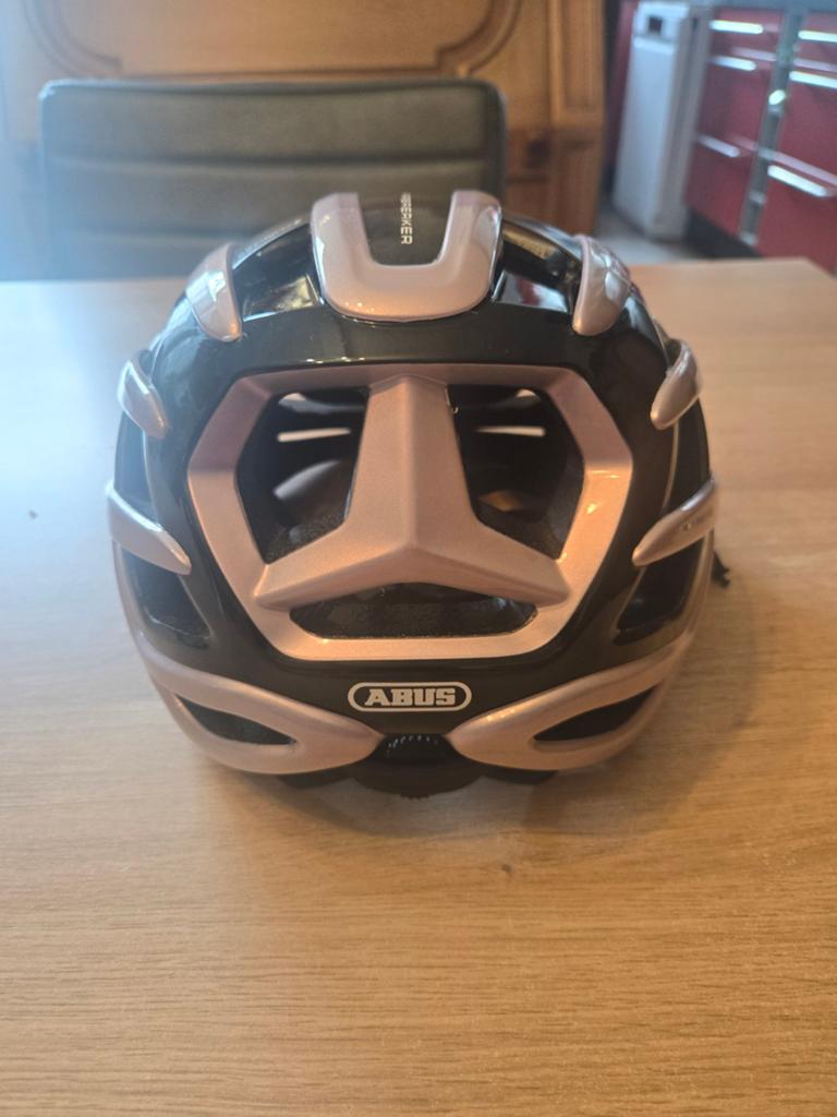 Abus Airbreaker ( Licht paars), Fietsen en Brommers, Ophalen of Verzenden