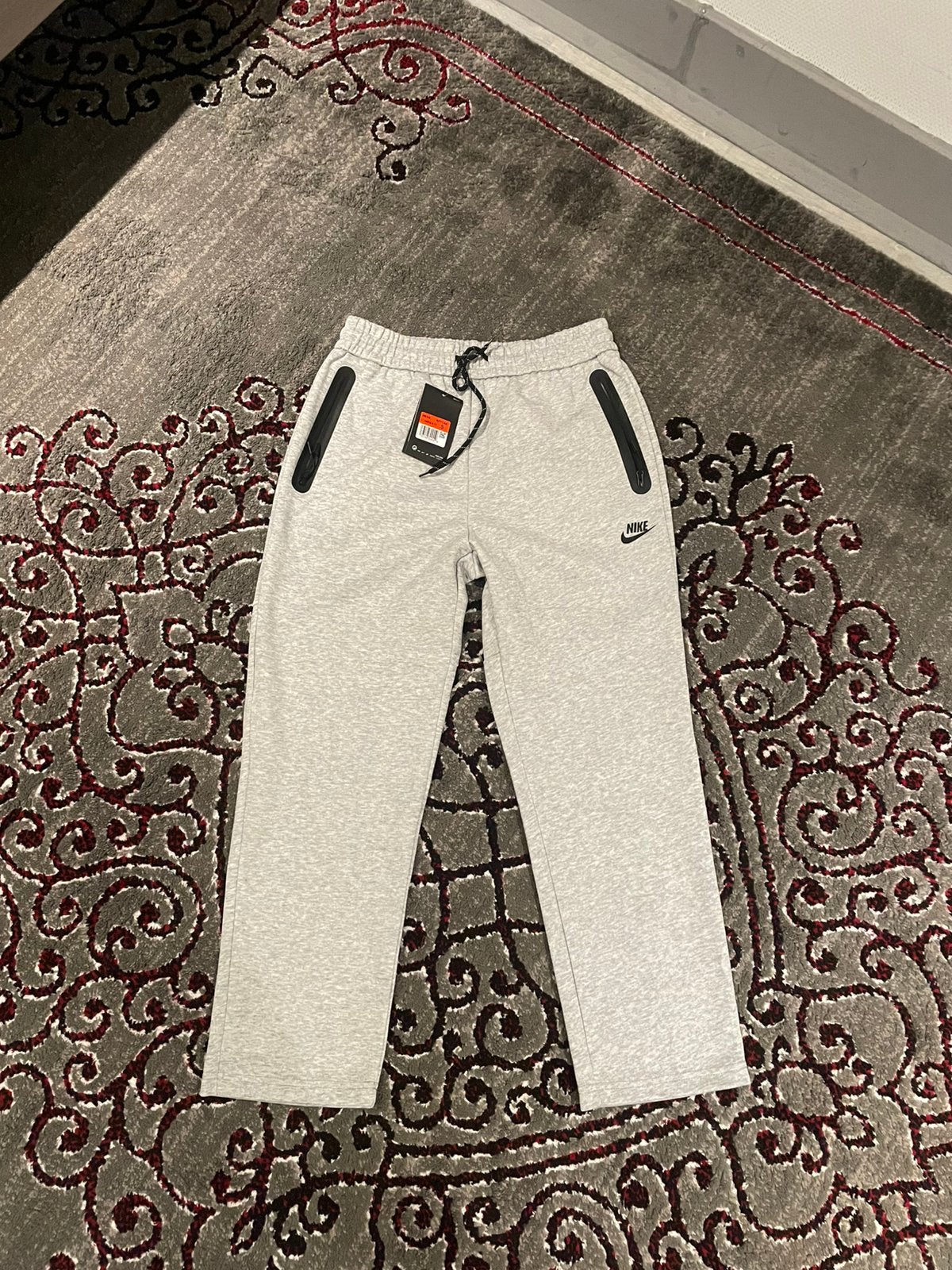 Jogging technologique Nike, Trois-quarts, Gris, Taille 36 (S), Comme neuf