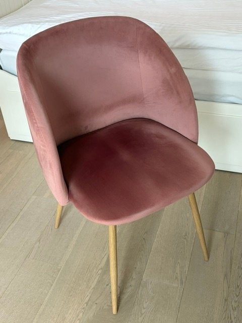 comfortabele stoel in oudroze velours, Huis en Inrichting, Stoelen, Ophalen, Overige materialen, Overige kleuren, Zo goed als nieuw