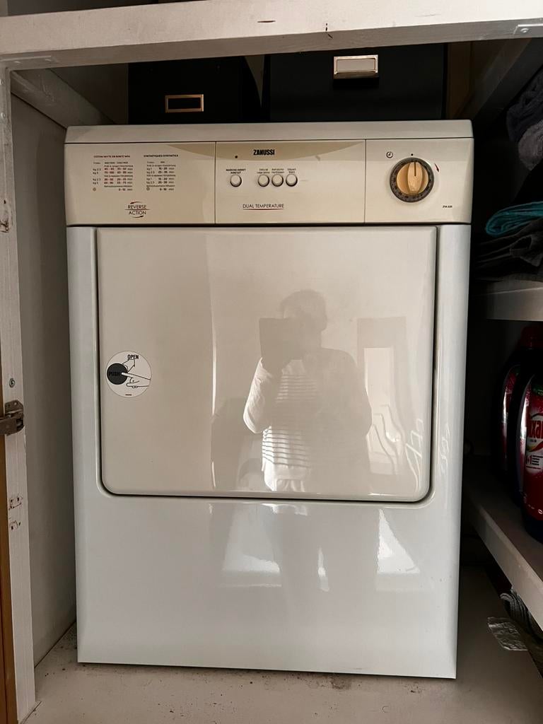 Zanussi droogkast, Elektronische apparatuur, Ophalen, Gebruikt, Voorlader, Luchtafvoer