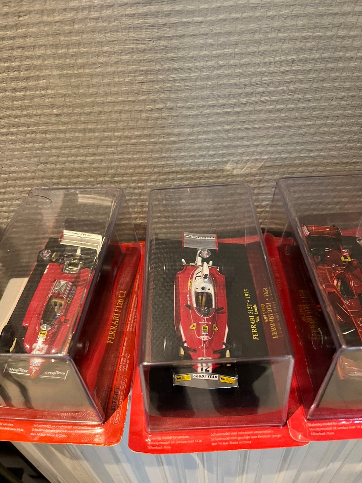 11 ferrari autis  nog in blister, Verzamelen, Ophalen