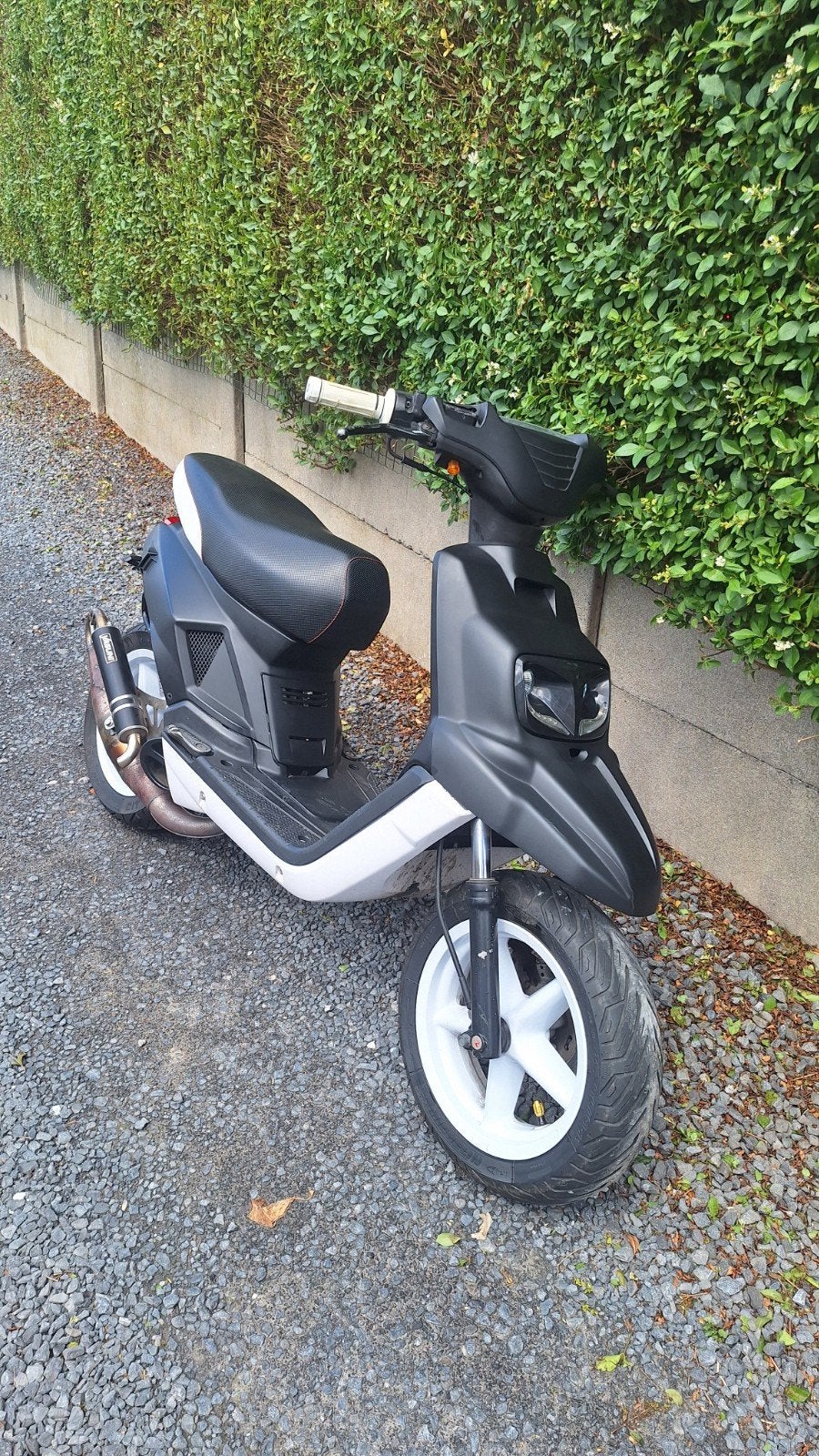 Zeer propere MBK Booster Spirit B-Klasse – Papieren In Orde!, Fietsen en Brommers, Ophalen, Tweetakt, Gebruikt, Yamaha