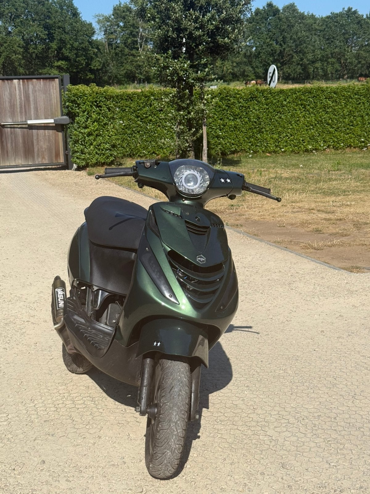 Zip 70cc b klasse te ruil tege surron, Fietsen en Brommers, Ophalen, Zo goed als nieuw, Zip