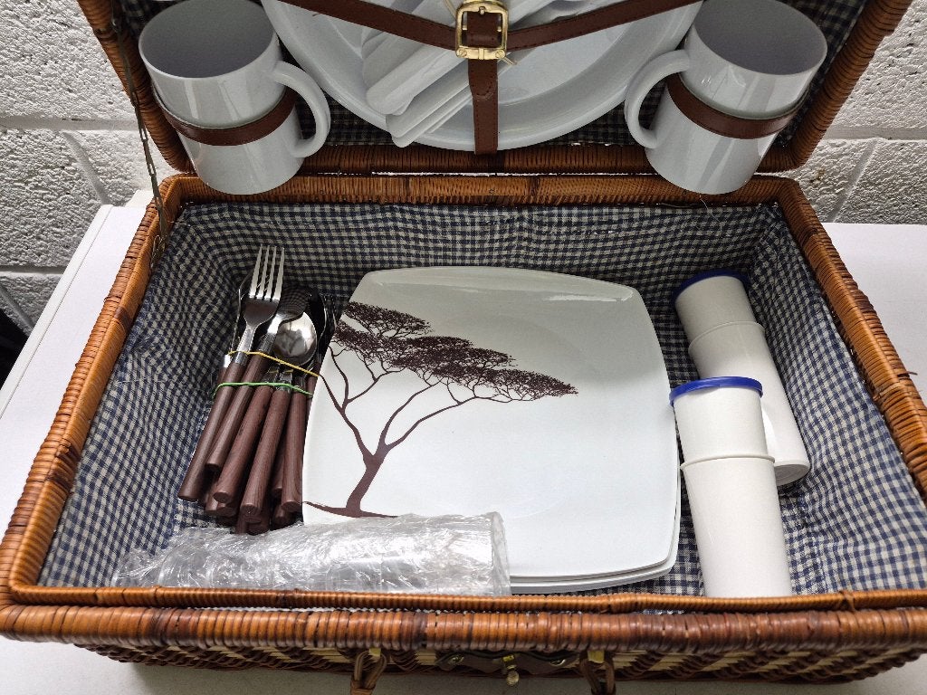valise de pique-nique, Enlèvement, Neuf