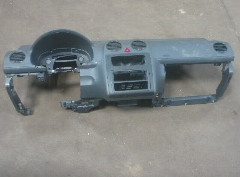 DASHBOARD Caddy III (2KA,2KH,2CA,2CH) (2k1-858-295-c), Gebruikt, Berliner Ring 2 38440 Wolfsburg, DE, Volkswagen, Volkswagen AG