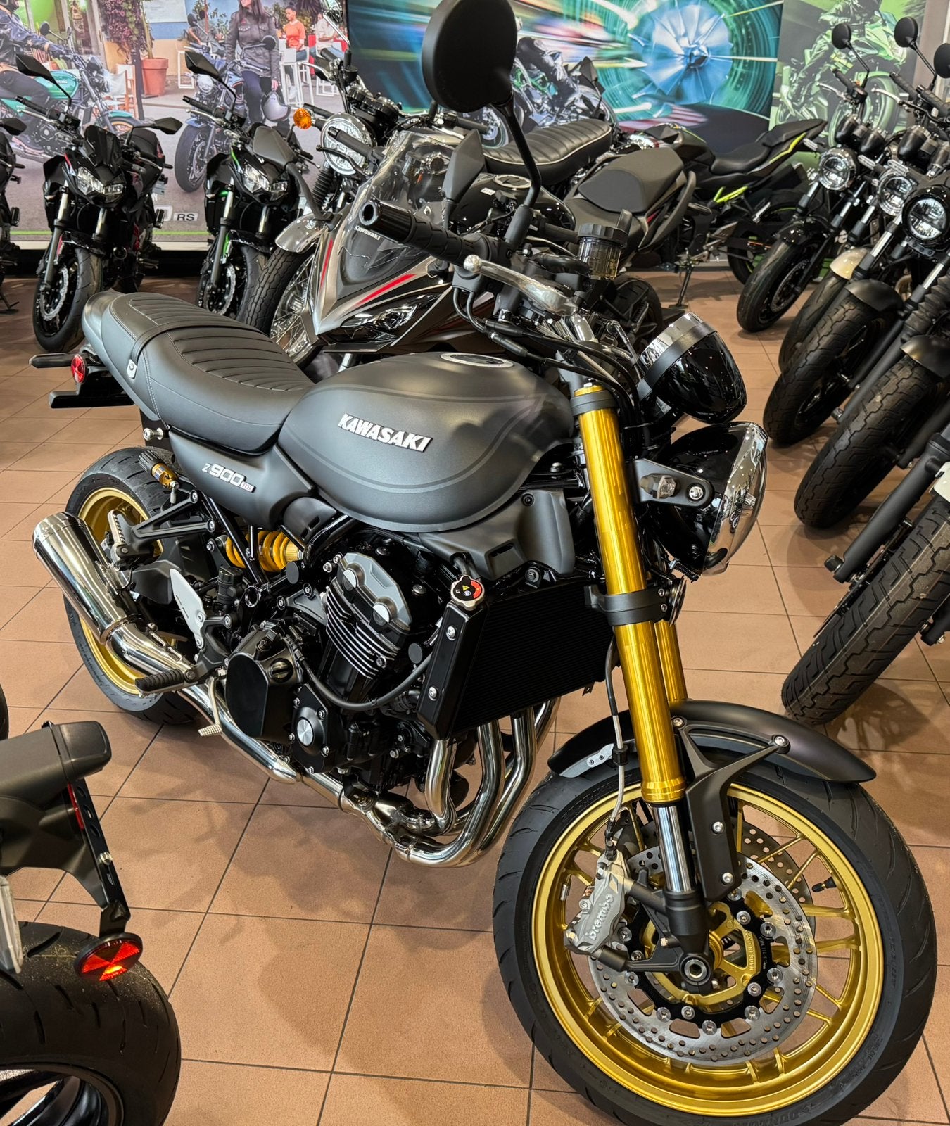 Kawasaki Z900 RS SE, 2025, 380 km, btw aftrekbaar, Motoren, Occasion, 4 cilinders, Motorrijbewijs A, 948 cc