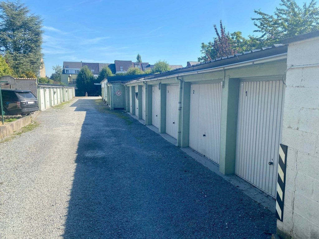 Garagecomplex met 39 units te koop in centrum Aalst!, Immo, Garages & Places de parking, Province de Flandre-Orientale