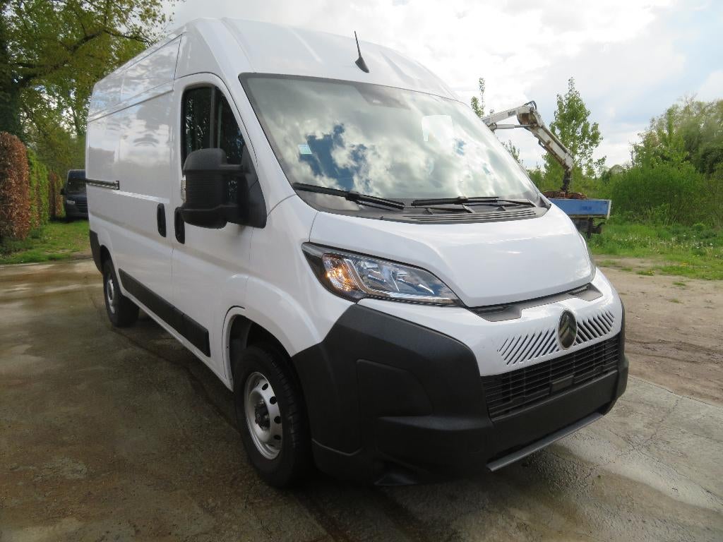 Citroën Jumper 2.2 BlueHDi - L2H2 - 2024 - €6d, Voorwielaandrijving, Stof, 4 cilinders, Citroën
