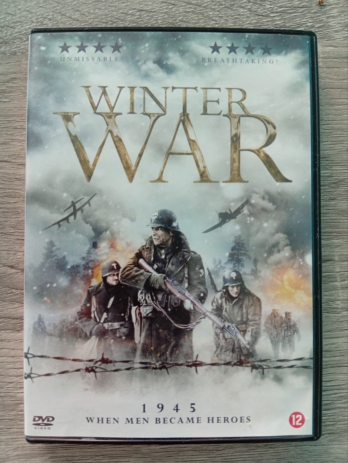 Manuel DVD du Thriller de la Guerre d'Hiver Gonçalves, Enlèvement ou Envoi, Guerre, Français, À partir de 12 ans