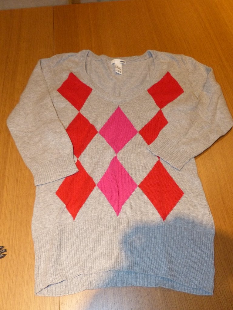 Pull gris/rouge H&M - taille S, Vêtements | Femmes, H&M, Gris, Enlèvement ou Envoi, Taille 36 (S)
