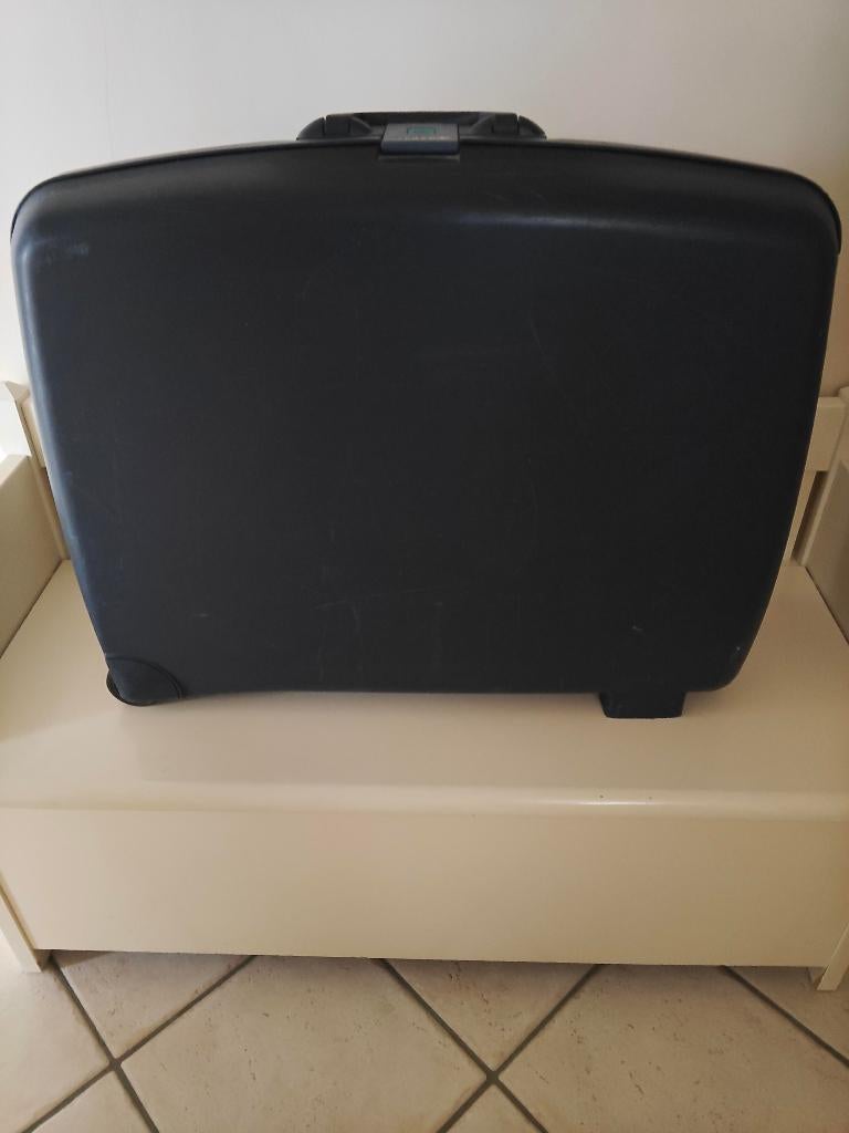 Valise Delsey, Enlèvement ou Envoi, Utilisé, Roulettes