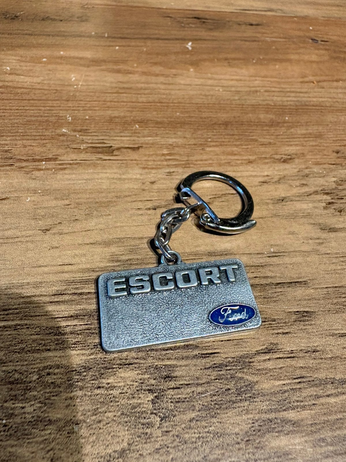 Retro Ford “Escort” sleutelhanger, Collections, Enlèvement ou Envoi, Comme neuf