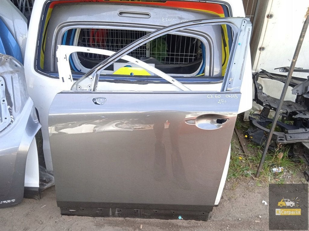 Mazda CX60 CX-60 voordeur links, Gebruikt, Shinchi, Fuchu-Cho 3-1
730-8670  Hiroshima, Deur, Mazda Motor Corporation