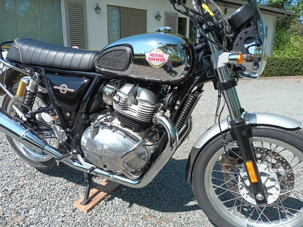Royal Enfield Interceptor 650, Motoren, 2 cilinders, Gebruikt, Particulier, Toermotor