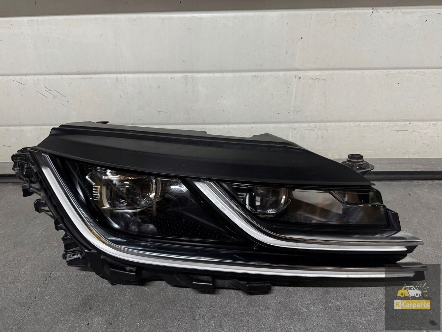 VW Arteon VOLLEDIG LED-licht rechts LIFT, Gebruikt, Volkswagen, Volkswagen AG, Vw@volkswagen.de
