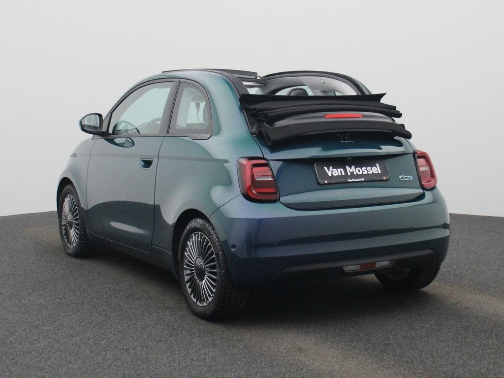 Fiat 500C 500e 42 kWh Icon SoH 91,76% | Carplay | Camera | V, Auto's, Stof, Cabriolet, Blauw, 1405 kg