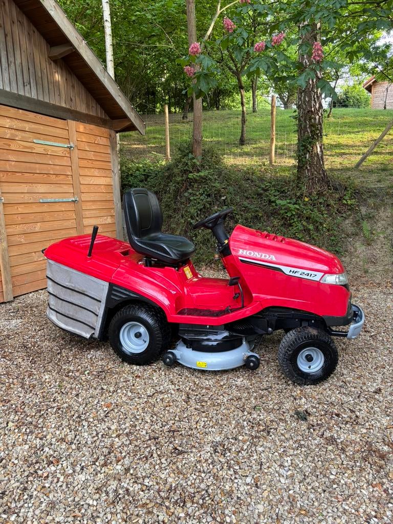 Tondeuse autoportée Honda HF2417 Hb - sous garantie, Tuin en Terras, Ophalen, Honda, Zo goed als nieuw, Versnellingen