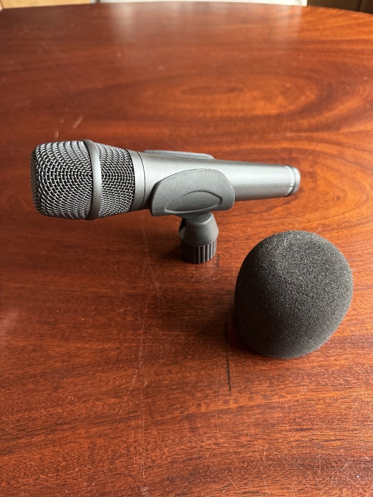 RODE M2 condensatormicrofoon + clip + windscherm, Muziek en Instrumenten, Microfoons, Ophalen, Zo goed als nieuw