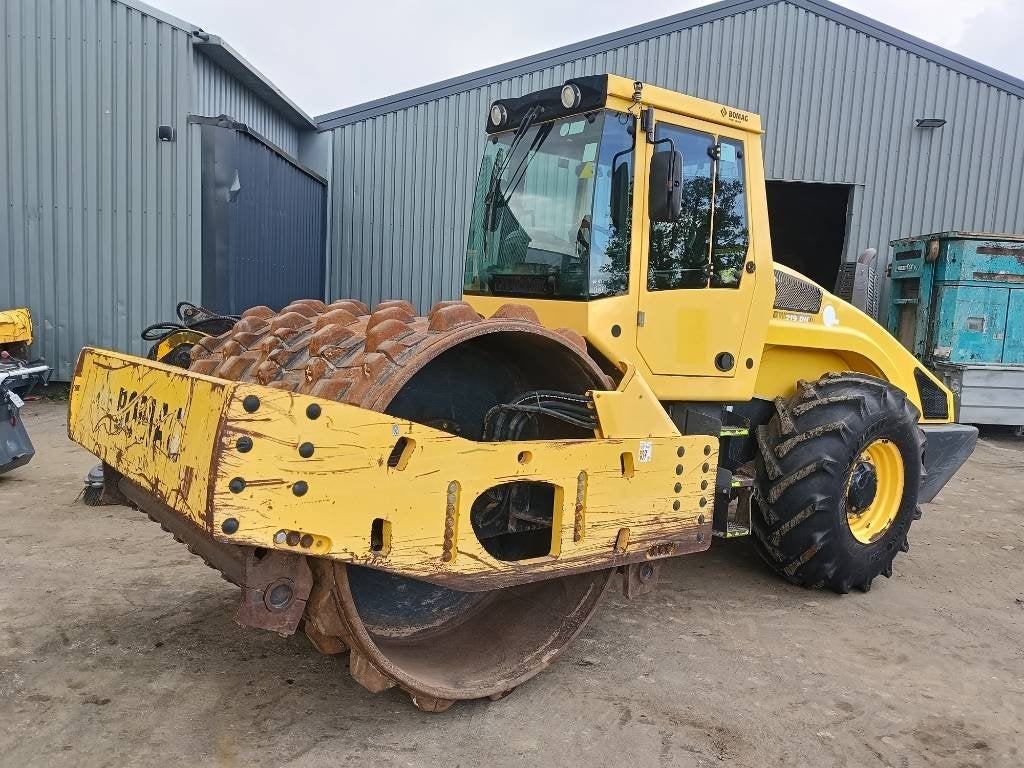 Bomag BW 219 D H-4 drum compactor vibro schaappoot 1926