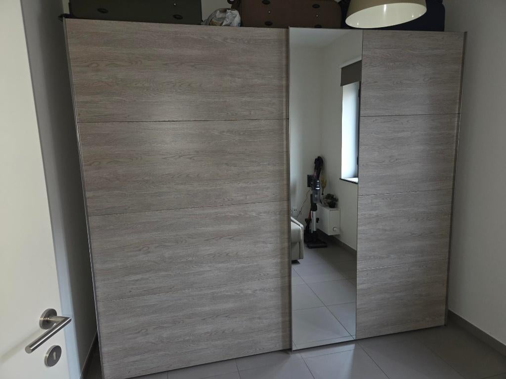 Kleerkast met 2 schuifdeuren en spiegel, Ophalen, Gebruikt