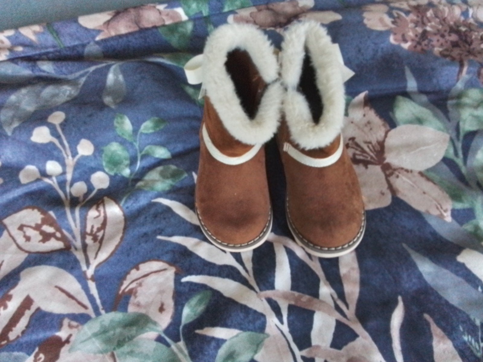 laarsjes, Enlèvement ou Envoi, Bottines