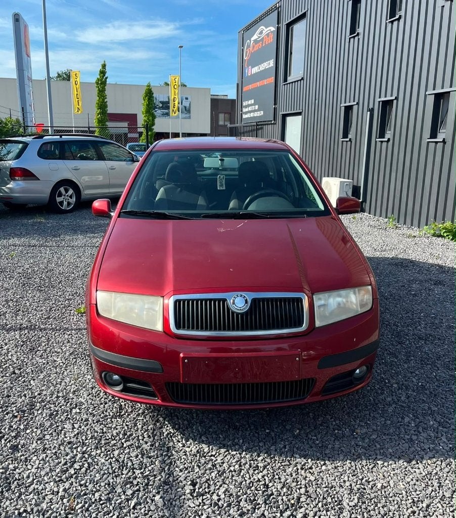 Skoda Fabia 1.4 benzine 2006, Auto's, Voorwielaandrijving, Zwart, 5 deurs, Parkeersensor