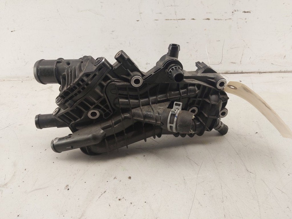 THERMOSTAATHUIS Volvo (|31439559|), Gebruikt, Info@volvocars.com, Volvo, Volvo Car Germany GmbH