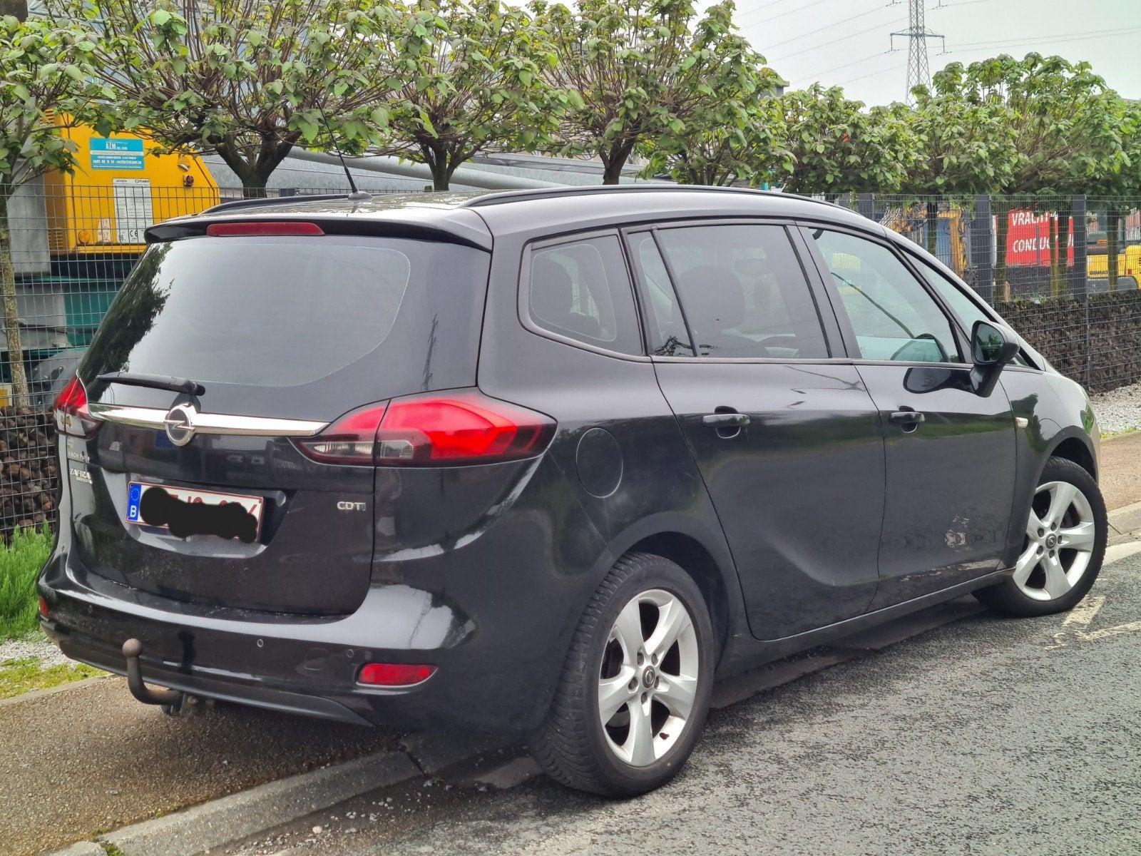 Opel zafira 20cdti new model clima 240mkm 3500€, Autos, Opel, Particulier, Zafira, Diesel, Euro 5, MPV ou Monospace, 5 portes