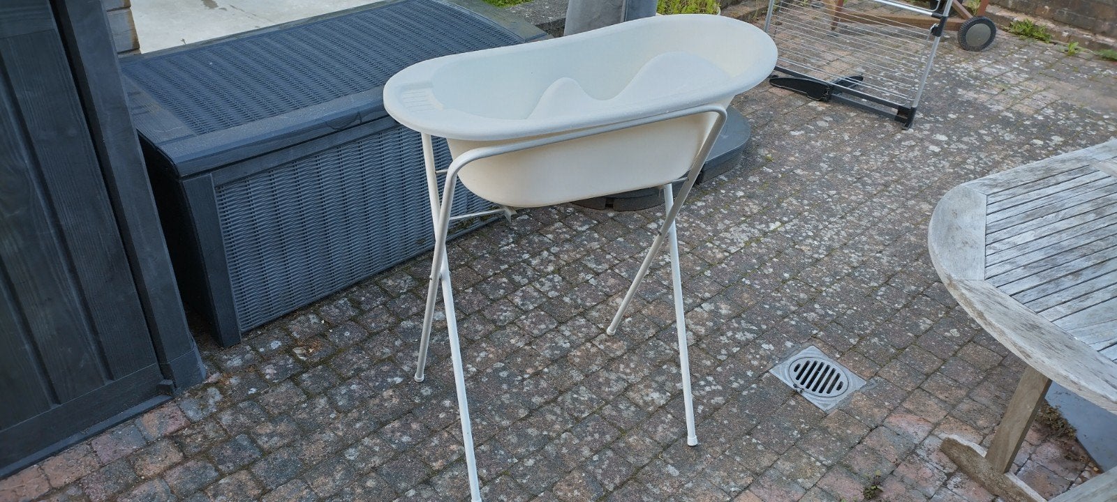 Kinderbadje met voet en zitje., Kinderen en Baby's, Overige Kinderen en Baby's, Ophalen, Zo goed als nieuw