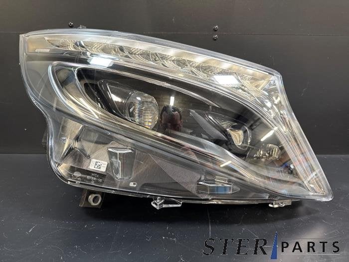 Koplamp rechts van een Mercedes Vito, Auto-onderdelen, Verlichting, 12 maanden garantie, Gebruikt, -, Ophalen of Verzenden