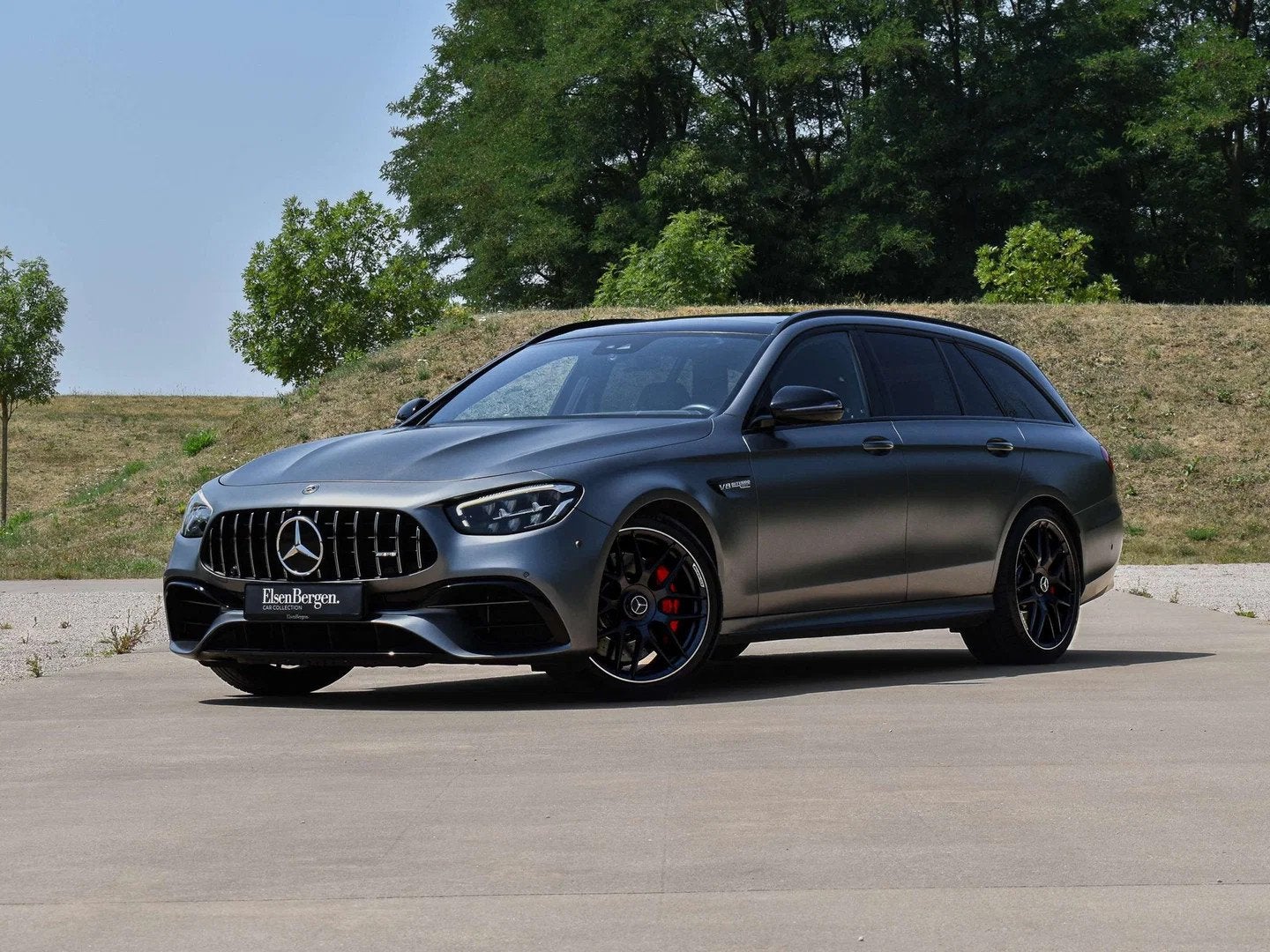 Mercedes-Benz E-Class 63 AMG S 4MATIC+ / Selenite Grey / PPF, Argent ou Gris, Achat, Entreprise, Noir
