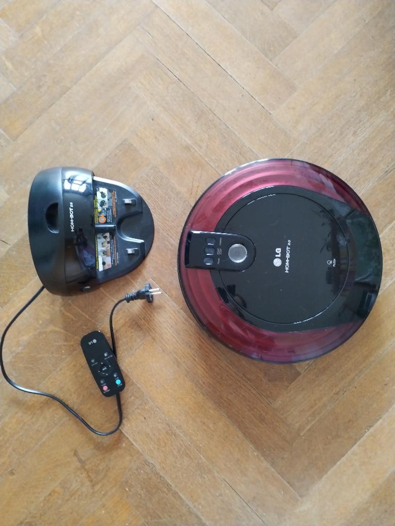 Aspirateur robot, Electroménager, Enlèvement, Utilisé, Réservoir, Aspirateur robot