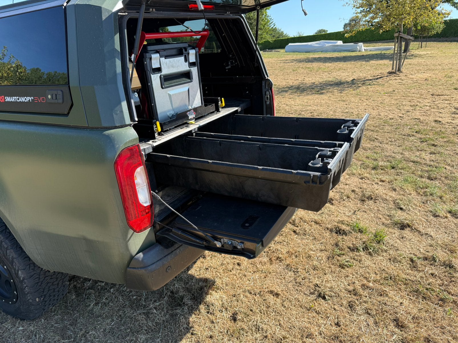 DECKED ladesysteem & Clearview Easy Slide frigoslede, Ophalen, Zo goed als nieuw
