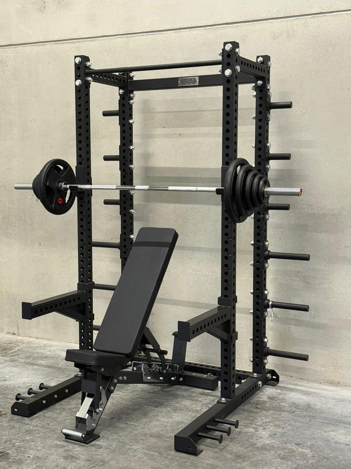 Squat rack set: bench - barbell - 80kg gripplates, Ophalen, Zo goed als nieuw, Fitnessbank