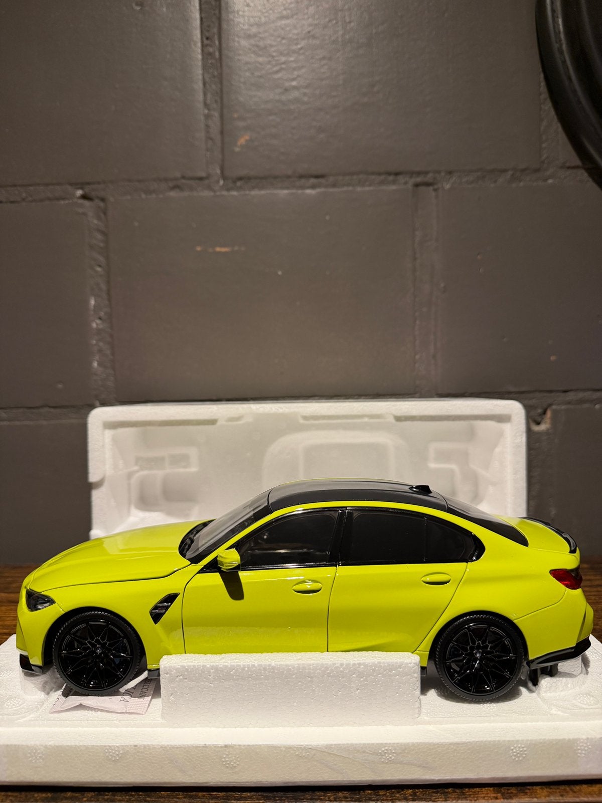Minichamps Bmw M3 G80 Yellow, Enlèvement, Comme neuf, MiniChamps