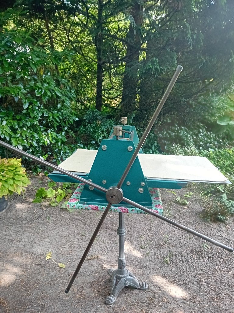etspers tafelmodel, Ophalen
