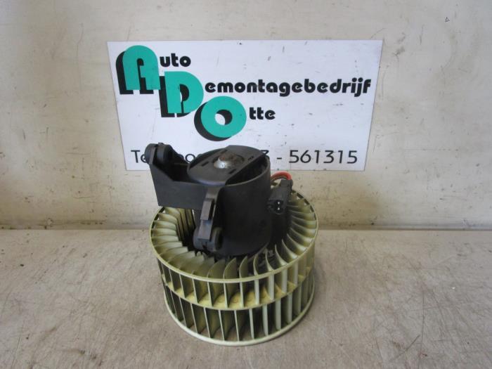 Kachel Ventilatiemotor van een Mercedes A-Klasse (A-Klasse 9, Gebruikt, -, Ophalen of Verzenden, -