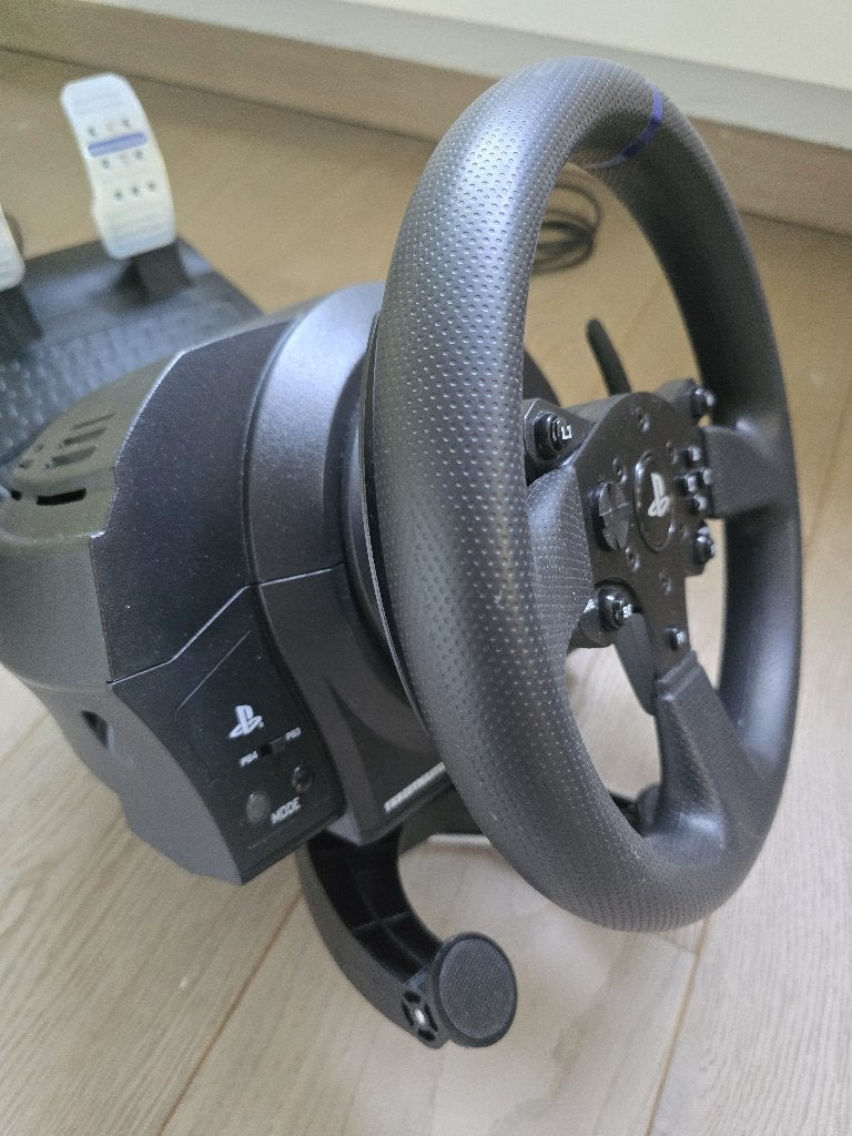 Thrustmaster T300, Games en Spelcomputers, Spelcomputers | Sony Consoles | Accessoires, Zo goed als nieuw, PlayStation 3, PlayStation 4