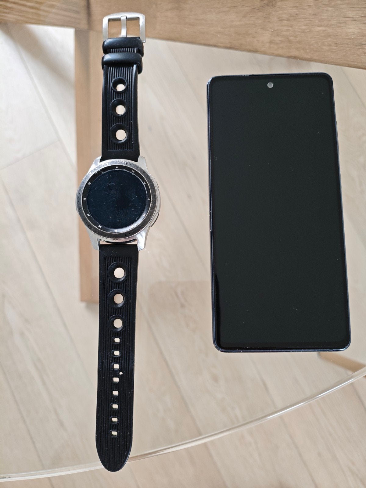 Samsung S20FE - 128gb + Samsung Galaxy watch S3, Ophalen