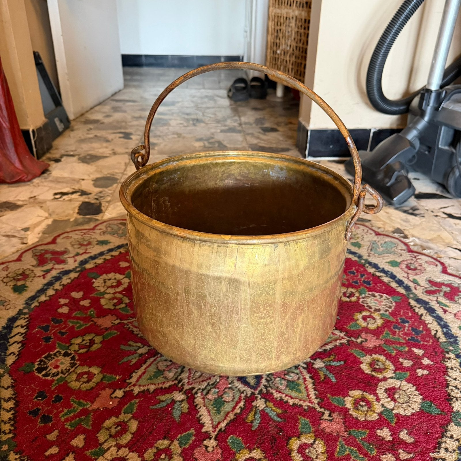 Chaudron en cuivre, Enlèvement, Cuivre