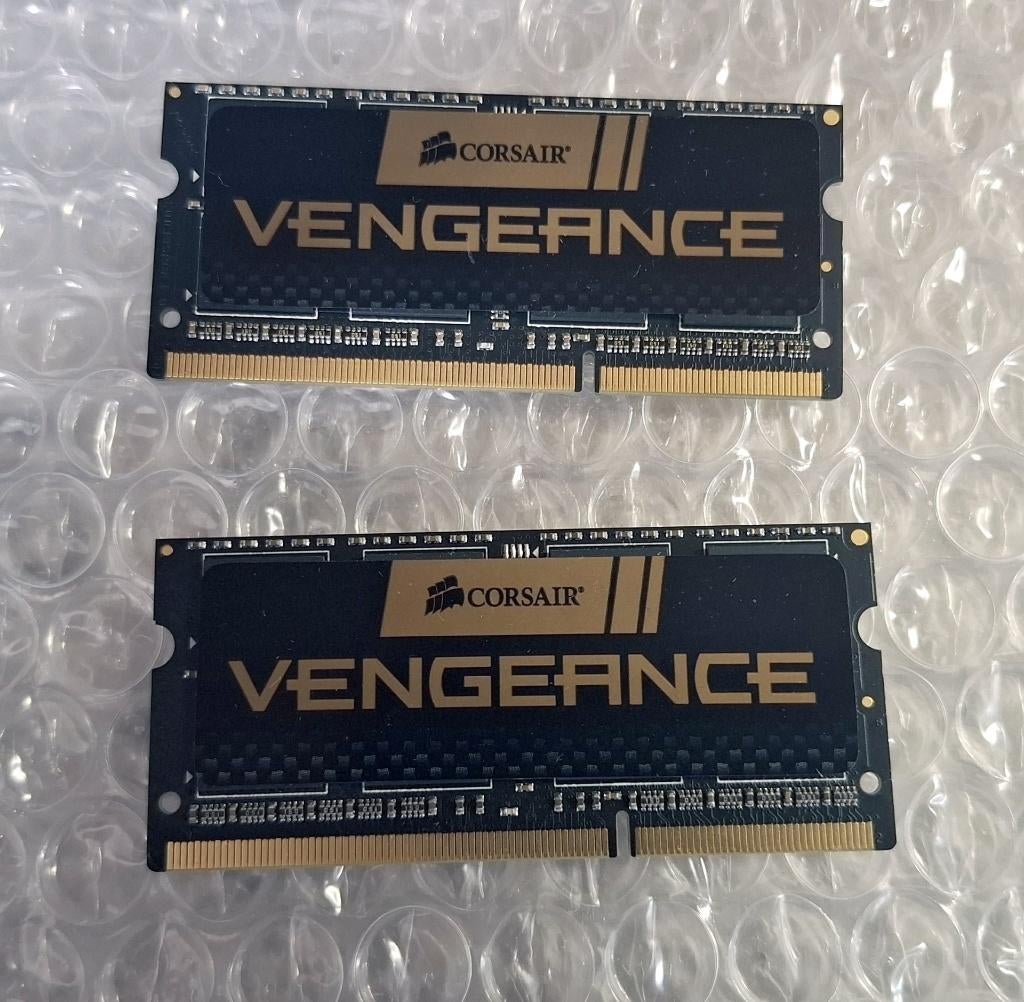 16gb DDR3 1600 : Corsair Vengeance (2x 8gb kit), Informatique & Logiciels, Mémoire RAM, Comme neuf, Laptop, 16 GB, DDR3, Enlèvement ou Envoi