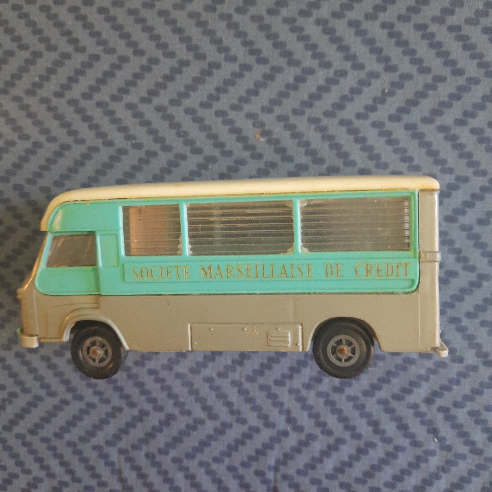 CLÉ EN PLASTIQUE=GADGET CLÉMENT*1/43*SAVIEM*PUB SMC*VINTAGE*, Enlèvement, Comme neuf, Bus ou Camion, Autres marques