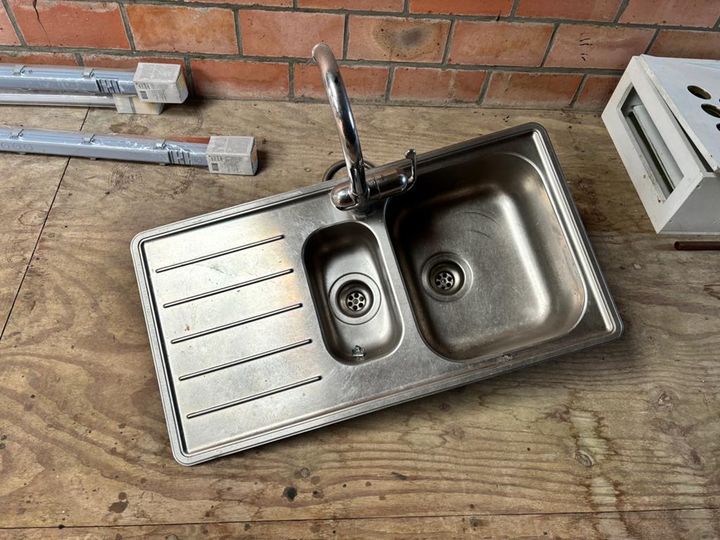 Gootsteen met kraan Grohe en kabels, Bricolage & Construction, Sanitaire, Enlèvement, Utilisé, Inox, Robinet