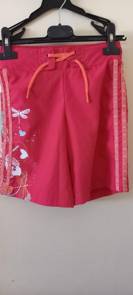 Adidas korte broek voor 6 jaar, Adidas, Meisje, Sport- of Zwemkleding, Ophalen of Verzenden